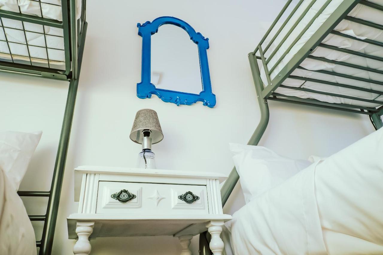 Help Yourself Hostels - Restelo Lisbona Esterno foto