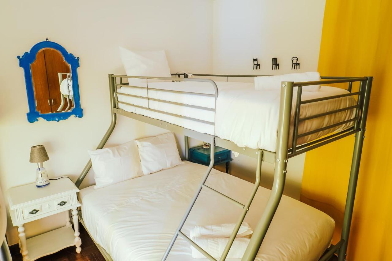 Help Yourself Hostels - Restelo Lisbona Esterno foto