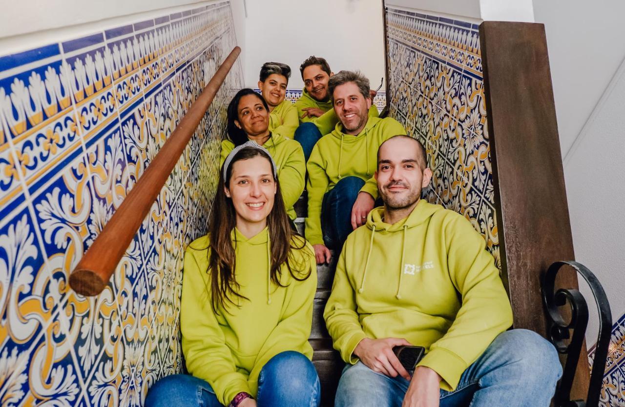 Help Yourself Hostels - Restelo Lisbona Esterno foto